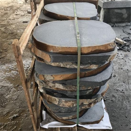 Bluestone Round Stepping Stone