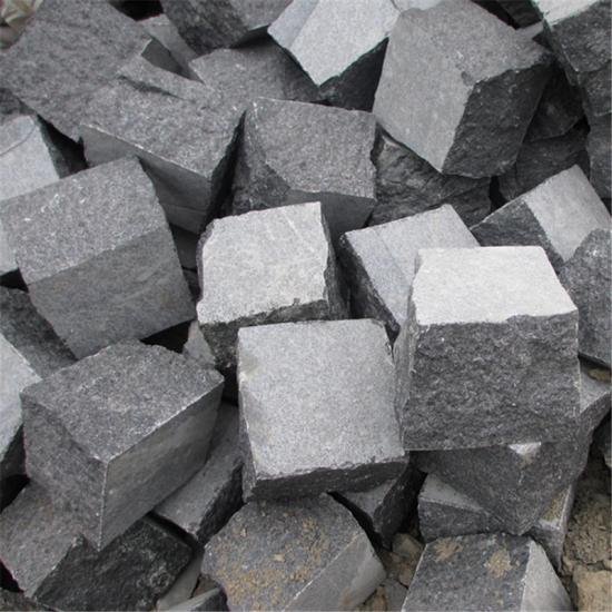 Mesh Natural Split Black Granite Cobblestone